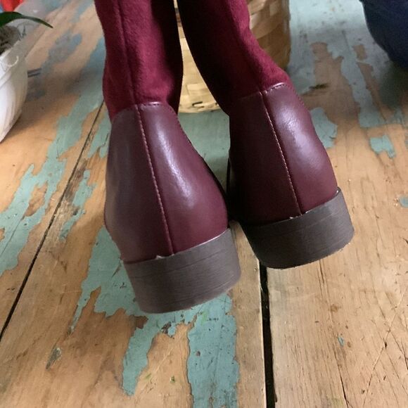 Hoff knee boot burgundy suede like material . 6.5 size - Picture 6 of 10